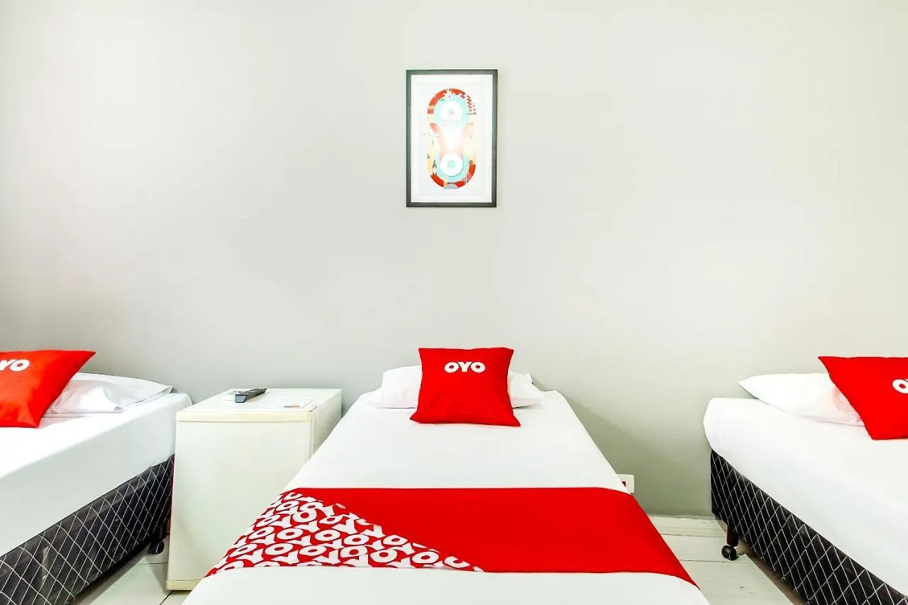 Oyo Hotel Lisboa, São José dos Campos