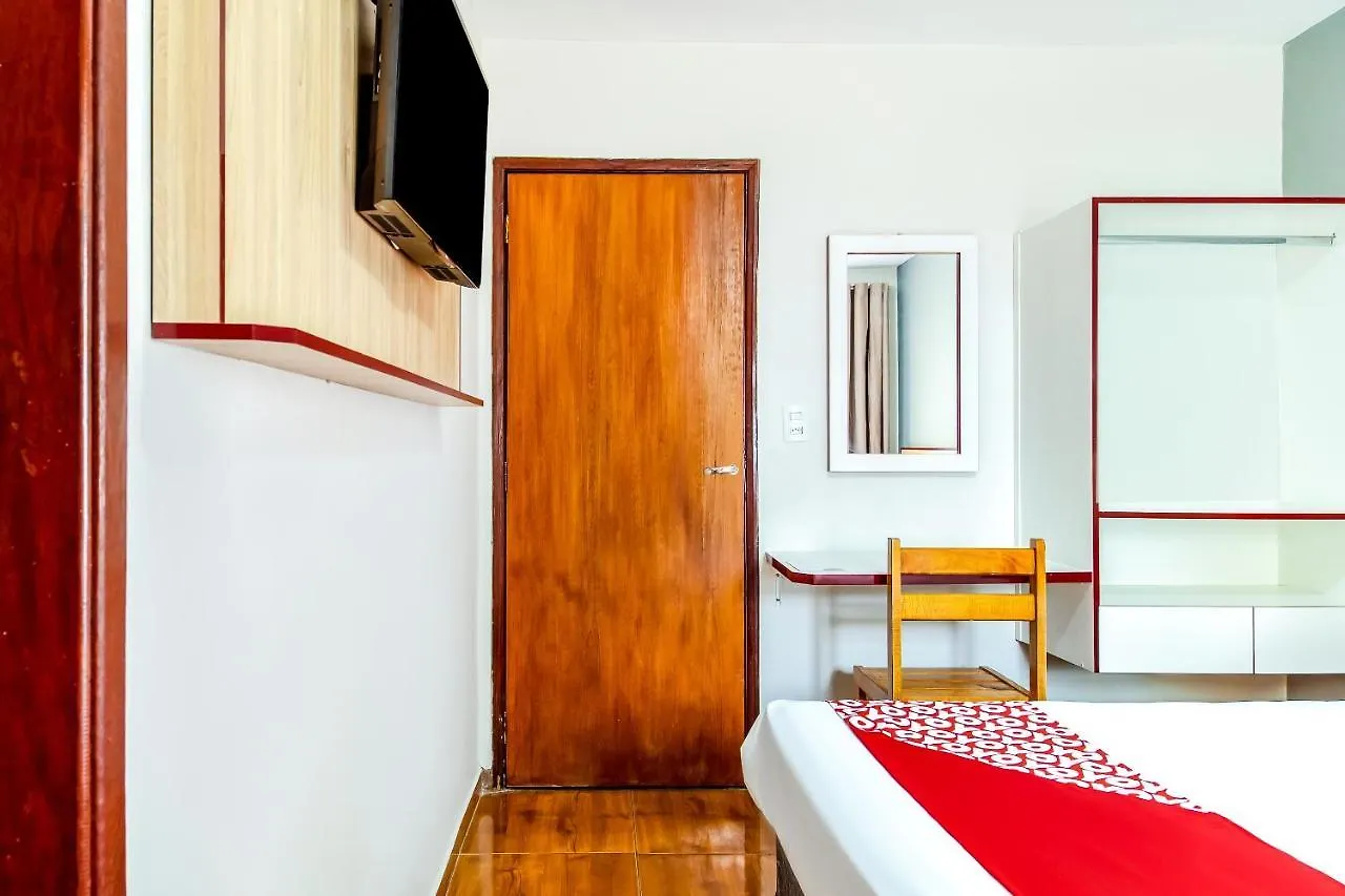 **  Oyo Hotel Lisboa, São José dos Campos البرازيل