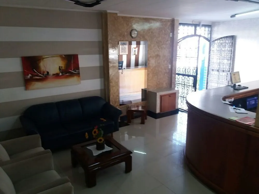 Oyo Hotel Lisboa, São José dos Campos