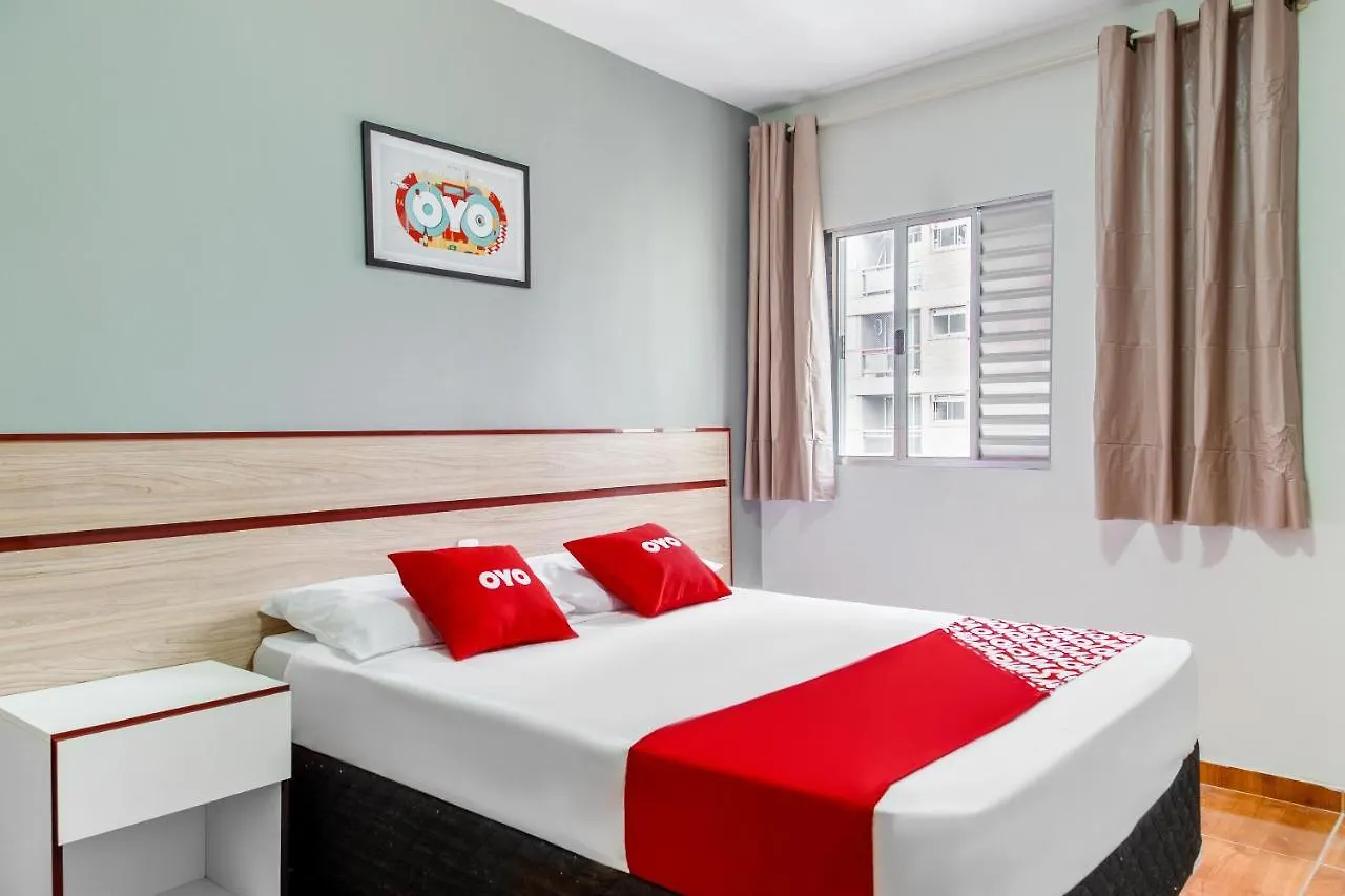 Oyo Hotel Lisboa, São José dos Campos 2*,