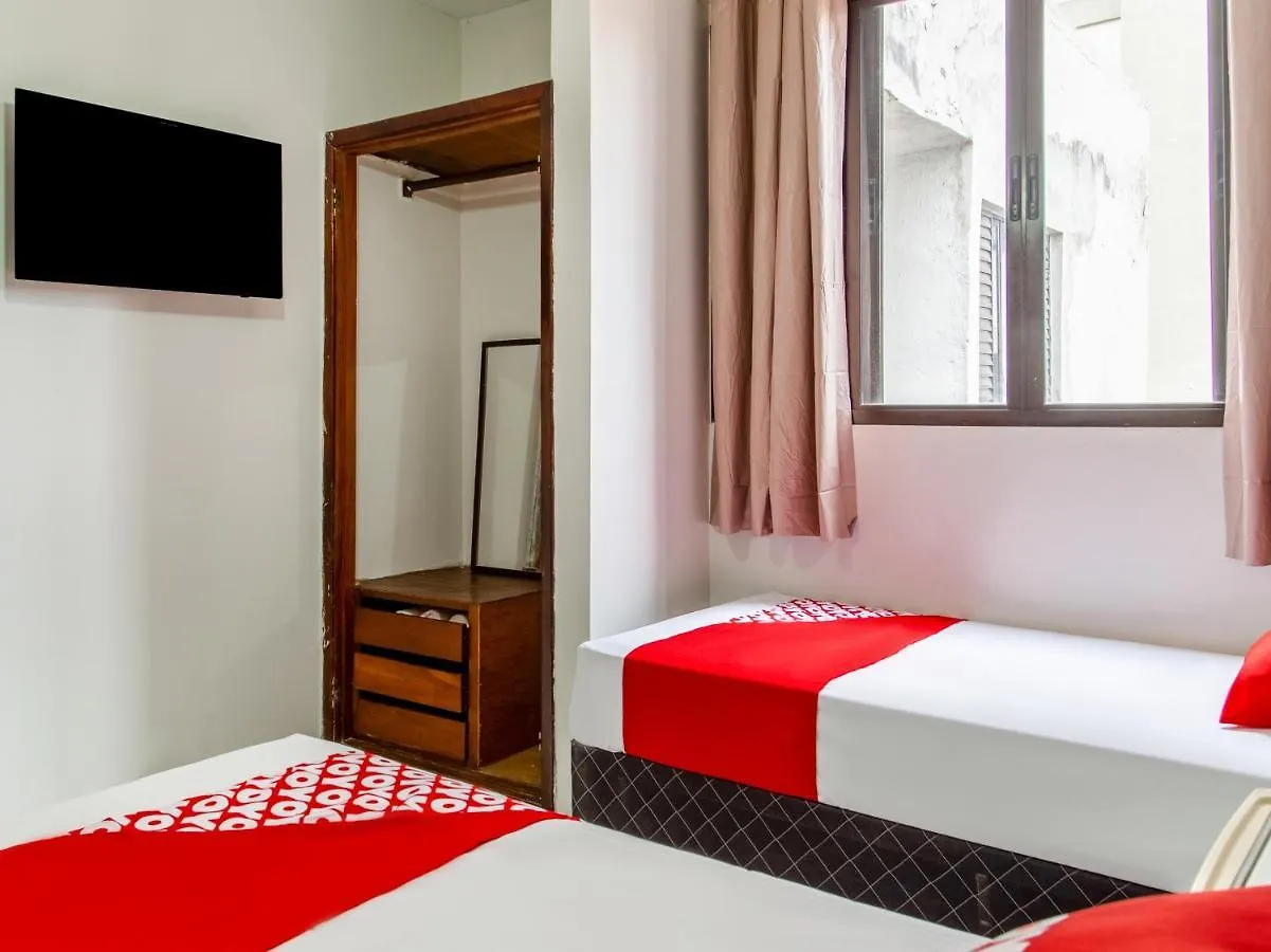 Oyo Hotel Lisboa, São José dos Campos 2*,  البرازيل