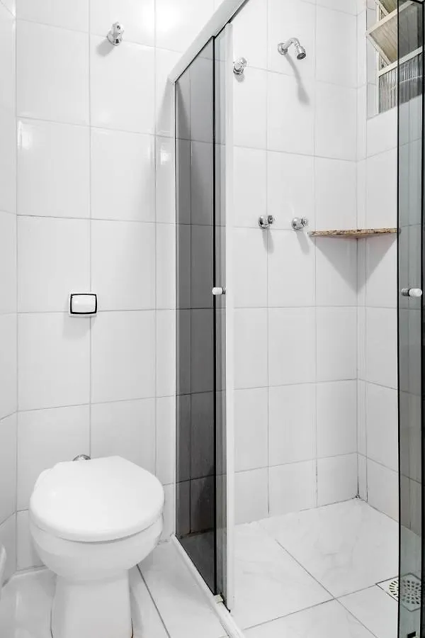 Oyo Hotel Lisboa, São José dos Campos 2*,  البرازيل