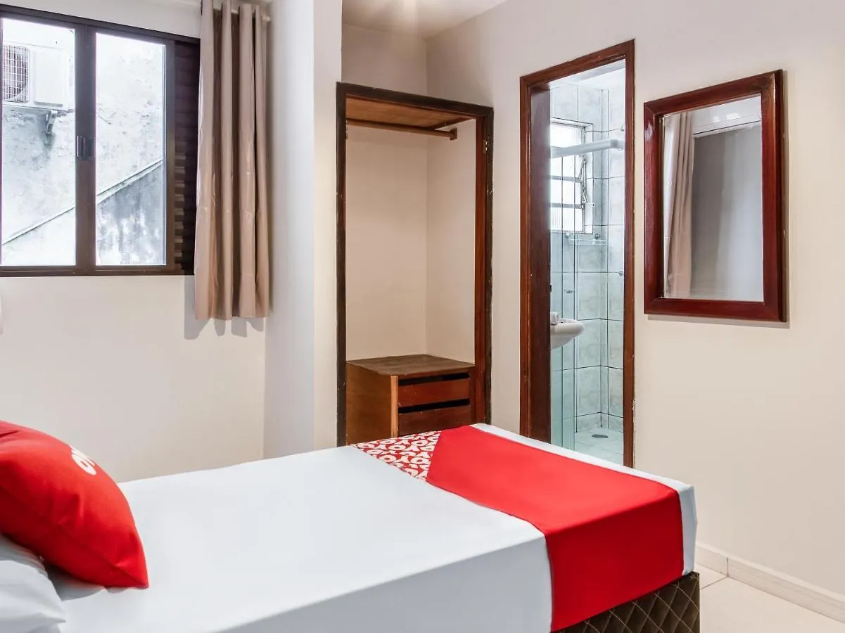 Oyo Hotel Lisboa, São José dos Campos