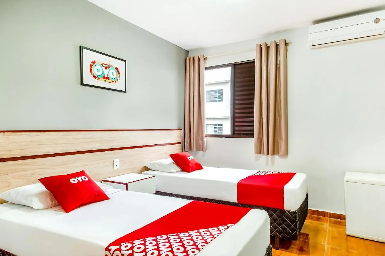 Oyo Hotel Lisboa, Sao Jose Dos Campos 2*,