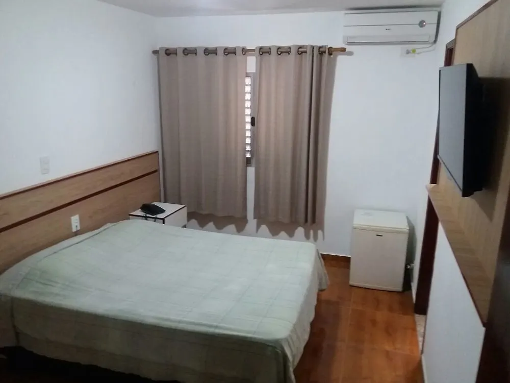 Oyo Hotel Lisboa, Sao Jose Dos Campos