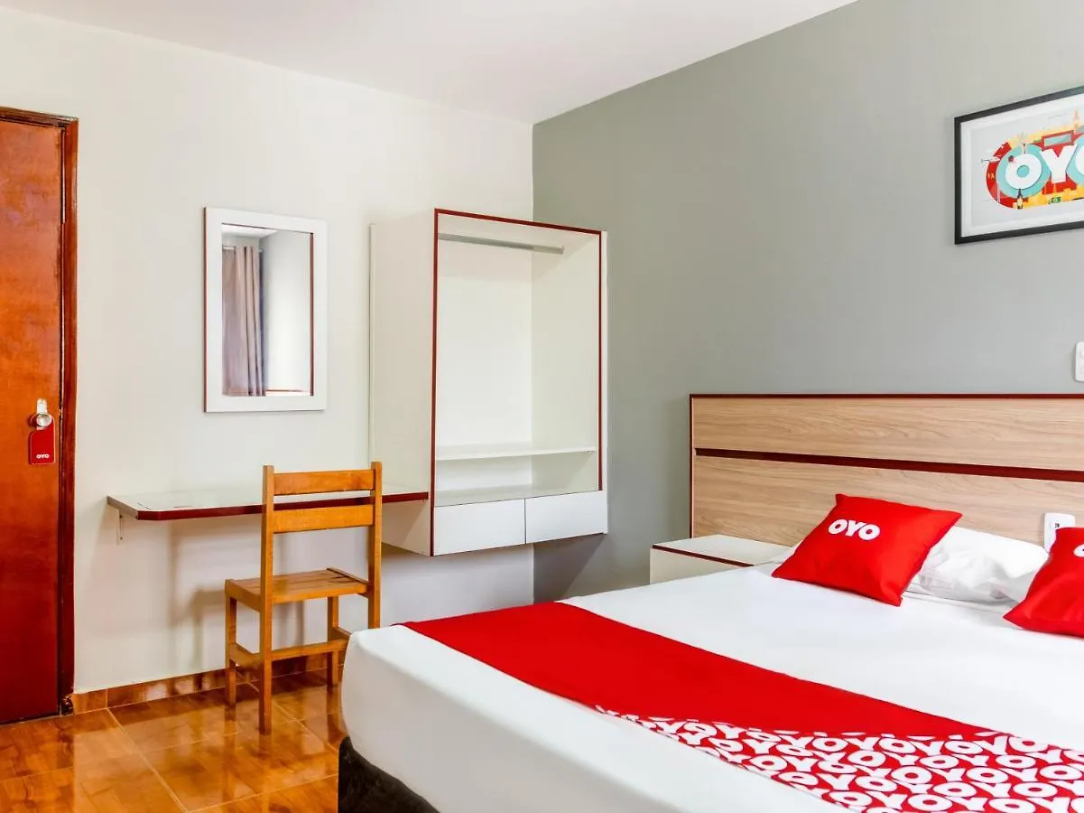 Oyo Hotel Lisboa, Sao Jose Dos Campos 2*,